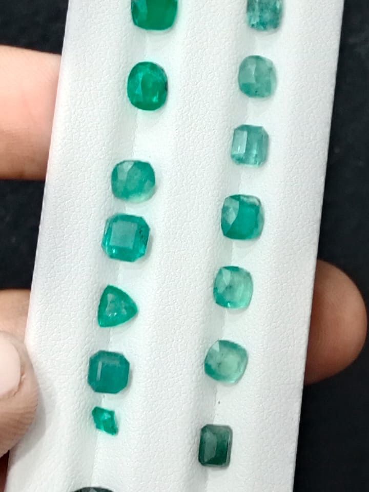Emerald  Lot 