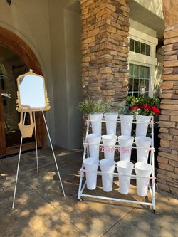 Flower Bar Setup