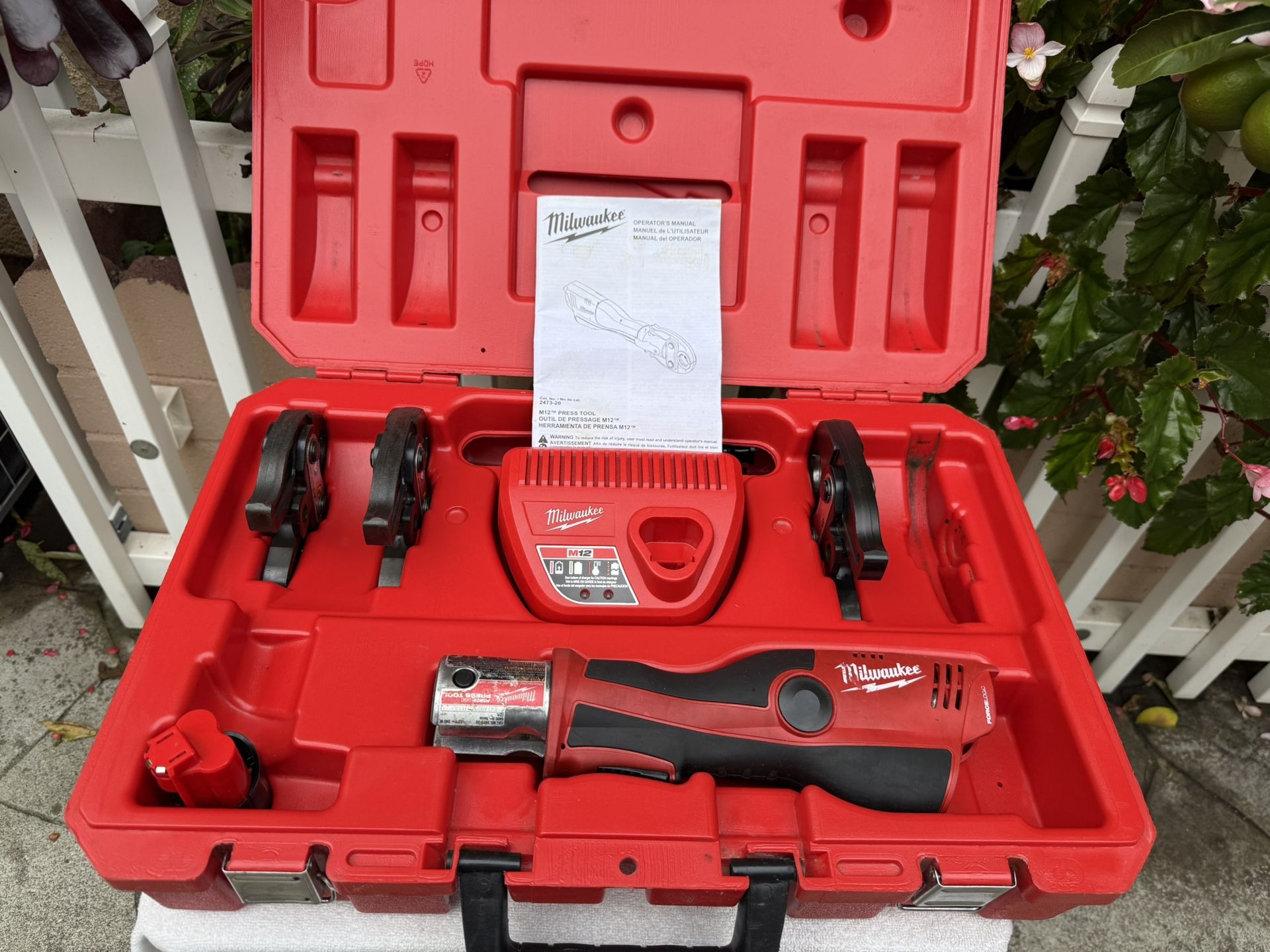 Milwaukee Press Tool Kit ( Read Description Below )