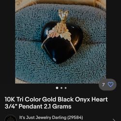 Black Onyx And Gold Heart Pendant 