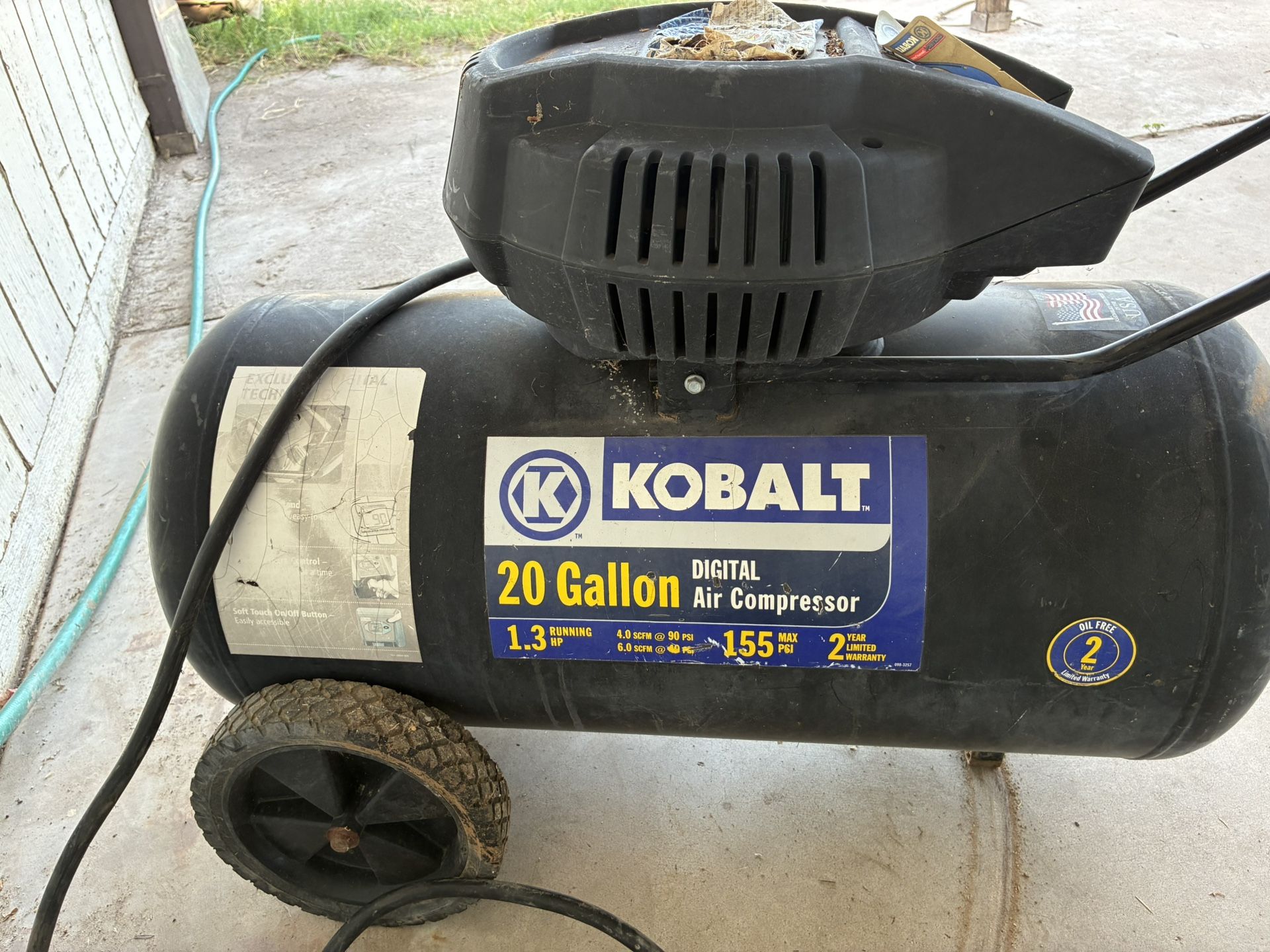 Kobalt 20 Gallon Digital Air Compressor
