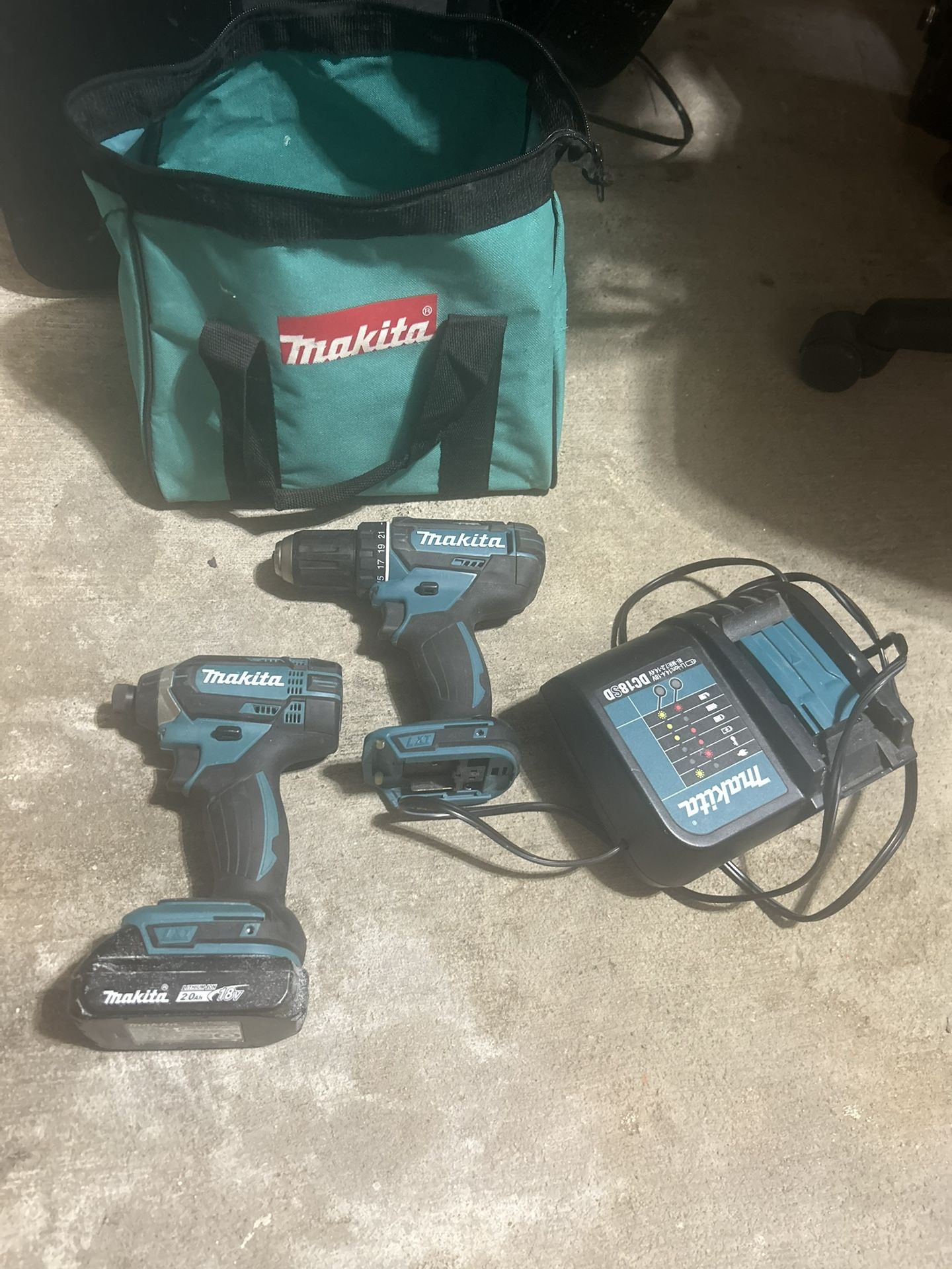 Makita Drill Set