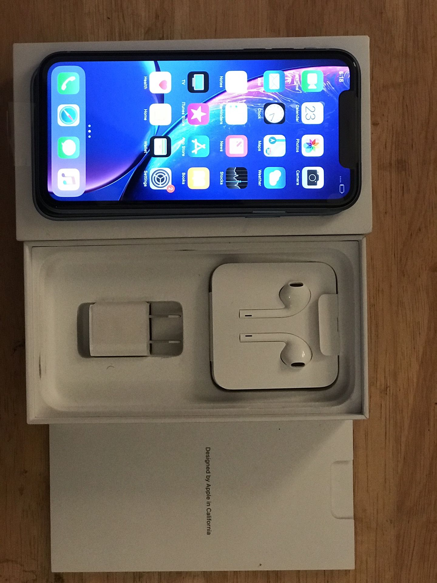 Apple iPhone XR 64GB - Unlocked! Brand New BLACK FRIDAY SALE