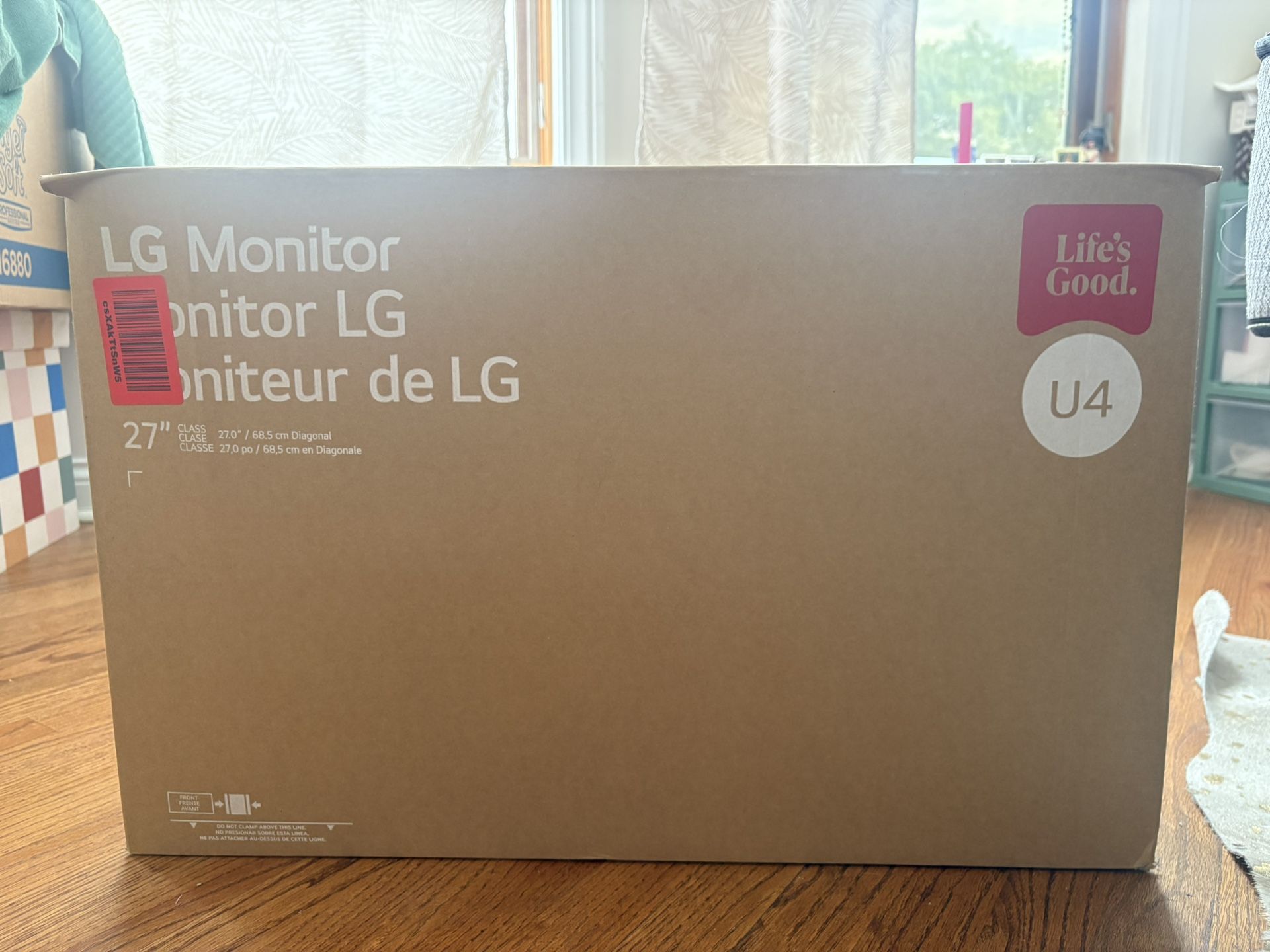 LG Monitor 27”