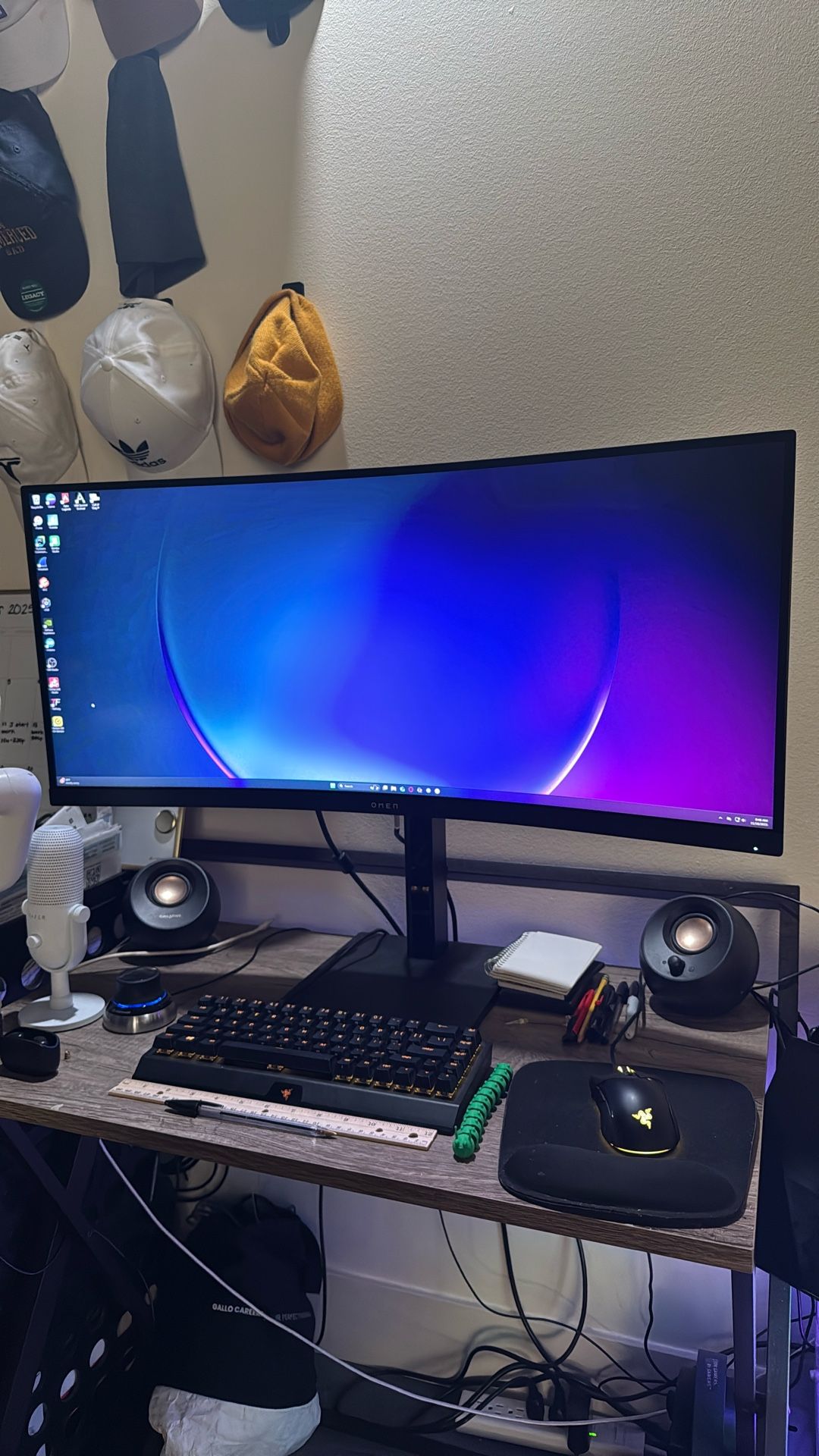 34” Omen Monitor 165 Hz
