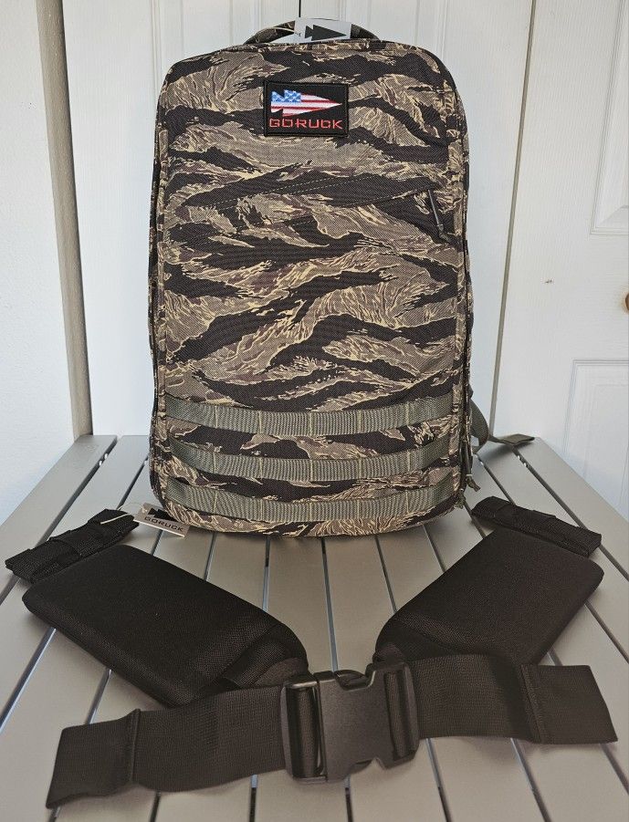 Goruck GR1 26L W/ Kydex Insert, Sternum Strap, and Hip Belt