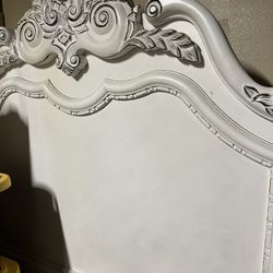 Queen Bed and Side Dresser 