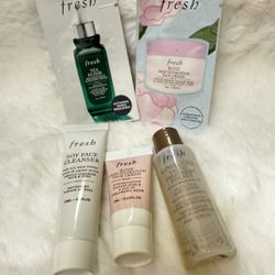 Brand New Fresh Skincare Travel Set Samples 
