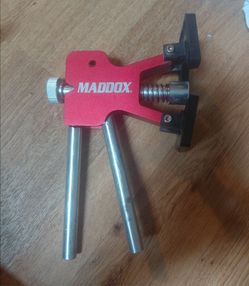 MADDOX handheld dent puller