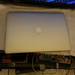 2014 MacBook Air Perfect Condition Will Negotiate 