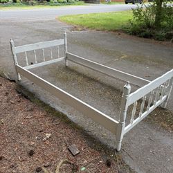 FREE Twin Bed Headboard/frame