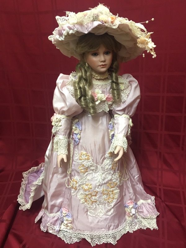Thelma Resch Young Girl 1994 31/2000 Porcelain Doll Pink w White Lace 30"