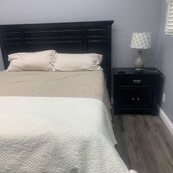 Bedroom Furniture Set