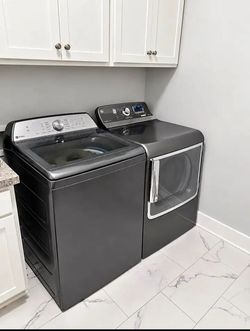Washer and dryer set