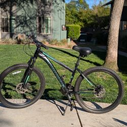 Schwinn Sidewinder mountain bike 26 Inches Everything Works Great 👍