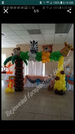 Party animal balloon frame/ arch