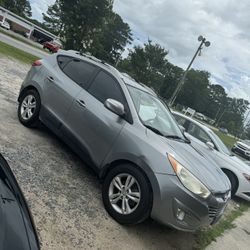 2013 Hyundai Tucson 