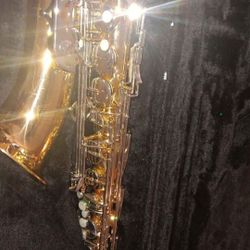 Classic Bundy Bts 300 Tenor Saxophone 