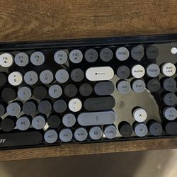 Wireless Fopett Typewriter Keyboard Combo