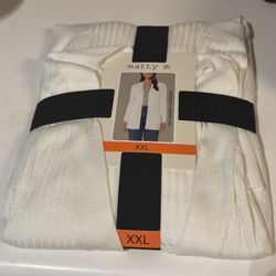 WOMENS WHITE CARDIGAN SWEATER IN A RARE XXL SIZE BRAND NEW WITH TAGS