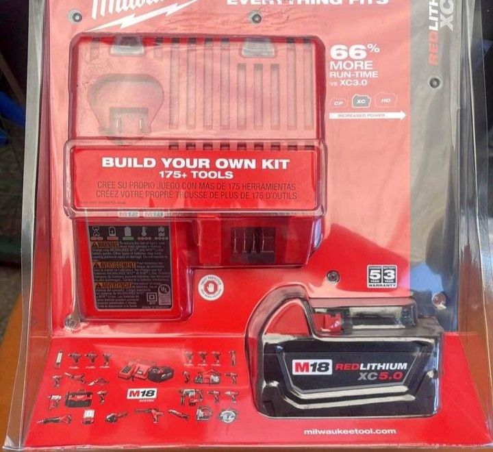 Milwaukee New Kit Battery 5ah And Charger