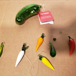 Collection of Christmas toys. Glass 