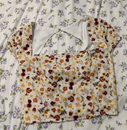 Forever 21 White Floral Crop Top with Mustard and Rust Accents