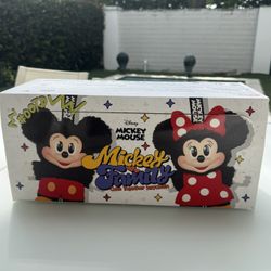 ✨ Disney Mickey’s Family Keychain Set from Pop Mart – 100% Authentic✅