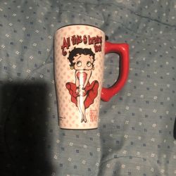 Brand New Betty Boop Ceramic Travel Mug