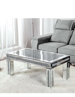 I am sale mirror coffee table  and fireplace  mirror  oñb