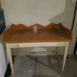 Desk With Glass On Top