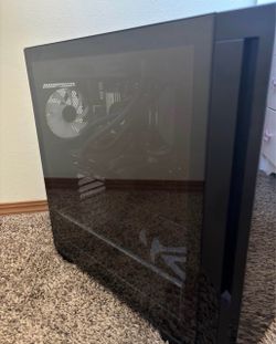ASUS ROG GM700 Gaming Desktop PC