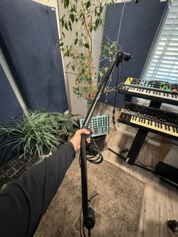 Gator Deluxe DESK Mounted Broadcast Microphone Boom arm