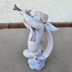 Lladro Figurine 
