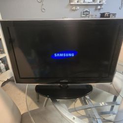 Samsung 32" TV
