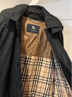 Burberry London Men’s Black Hooded Rain Jacket / Parka L