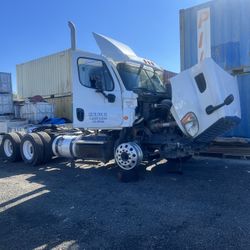 2016 Freightliner Cascadia