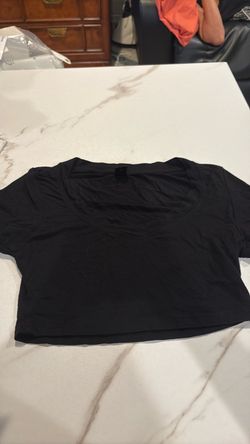 Black Cropped Short Sleeve T-Shirt