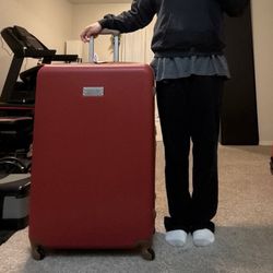 Tommy Hilfiger Large Suitcase Luggage