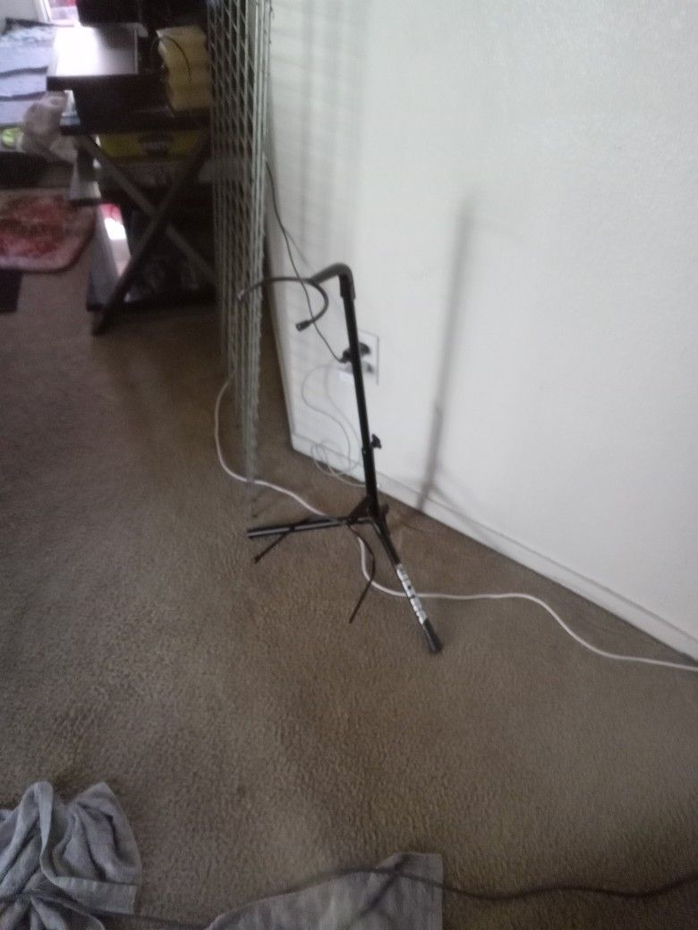 Kenman Ultra Guitar Stand 