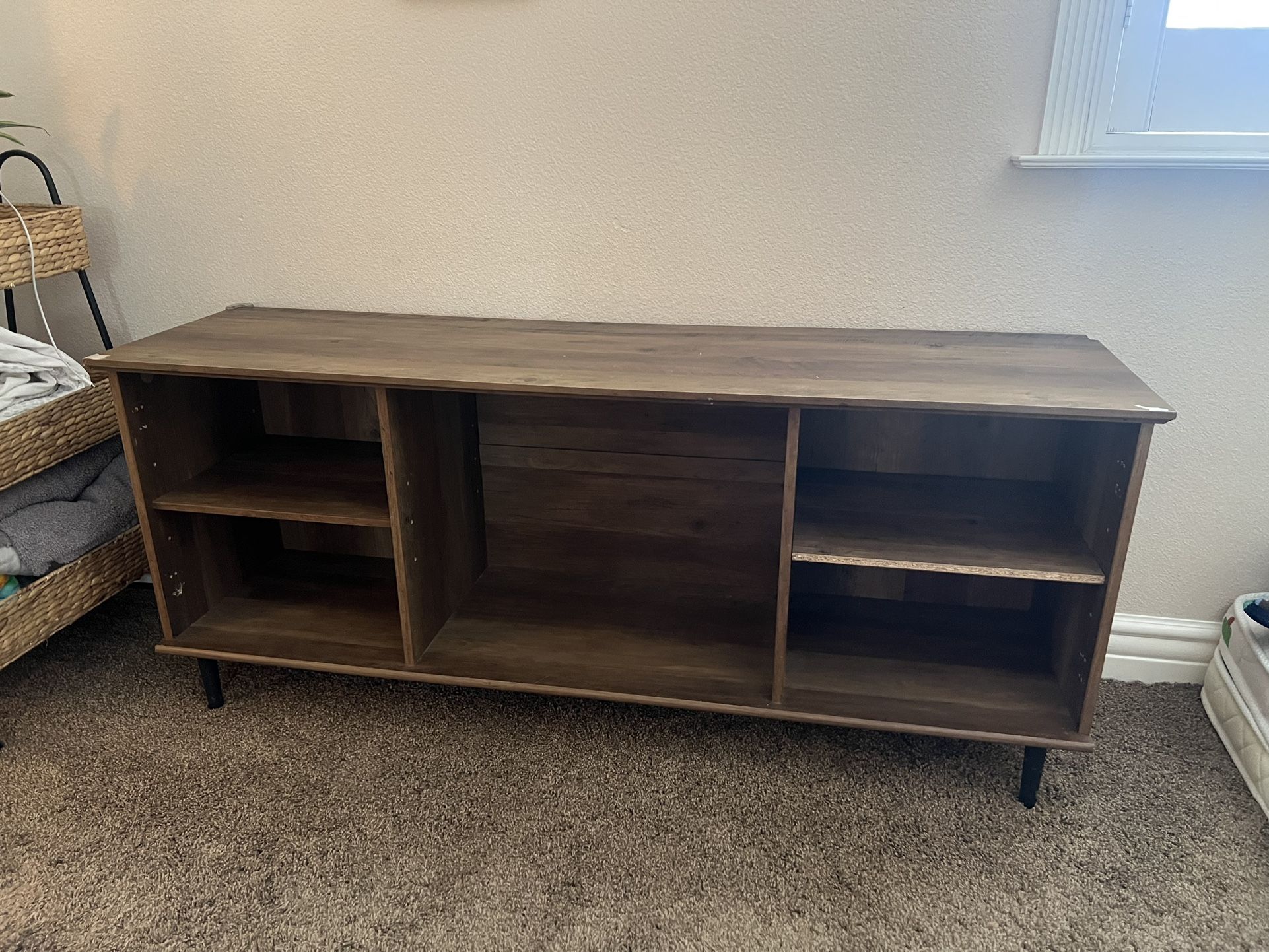 Tv Console Table - Free