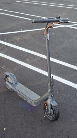 Segway Ninebot E2 Pro‼️ TOP SPEED 19MPH‼️ RANGE 21.7‼️ $349 O.B.O‼️