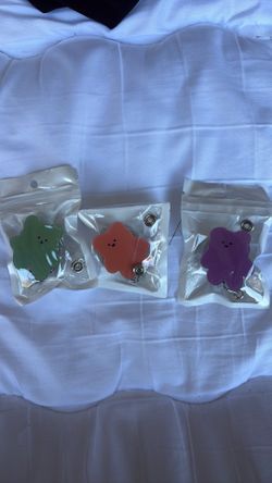 Retractable key fob(s)