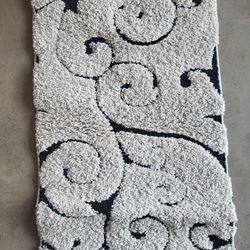 Black And White Rug