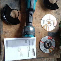 **NEW** Makita Cordless Angle Grinder (BATTERY NOT INCLUDED)