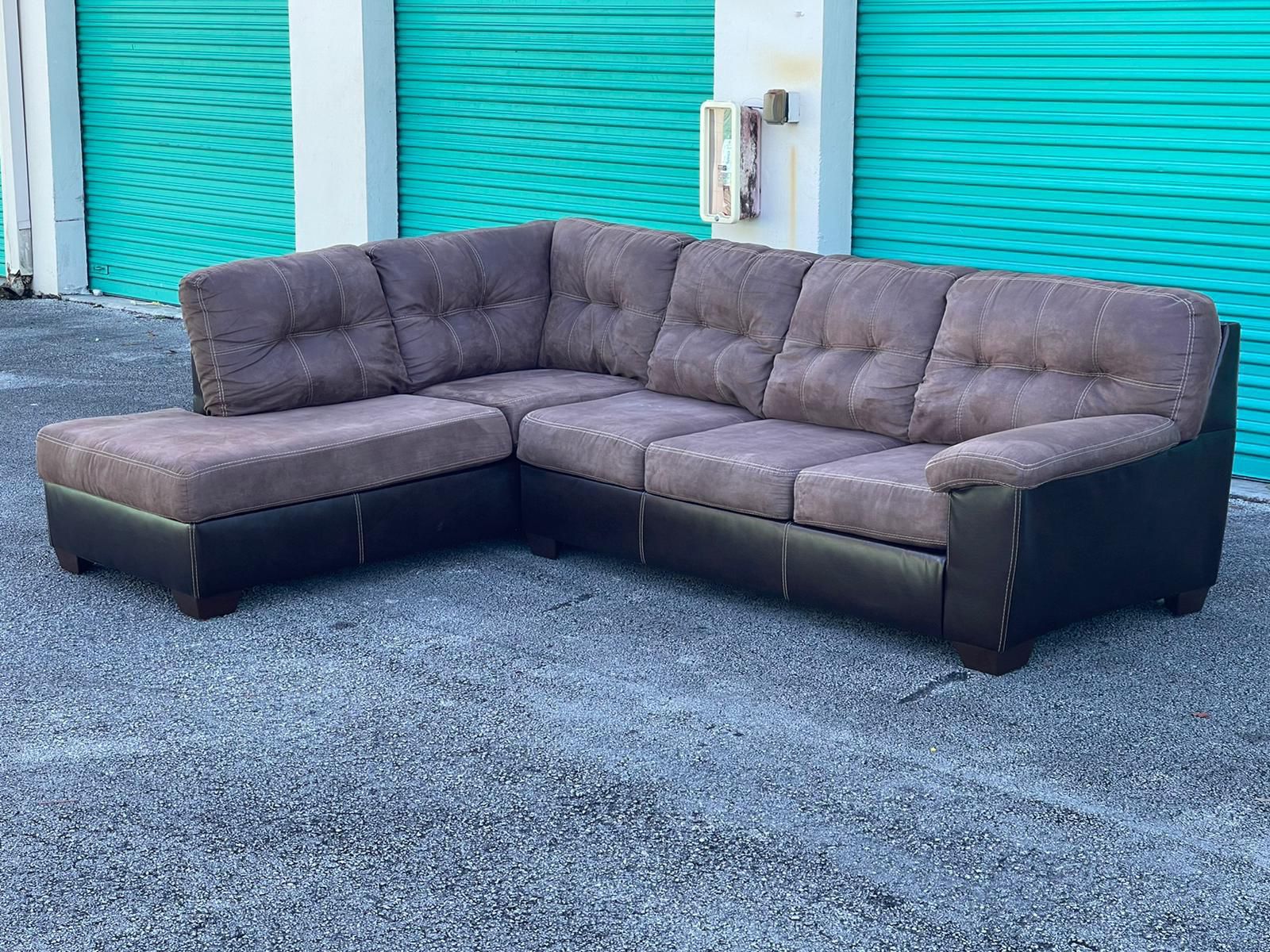 SOFÁ SECTIONAL ASHLEY FURNITURE BROWN DELIVERY AVAILABLE 🚚