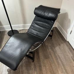 Italian Leather Lounge chair 