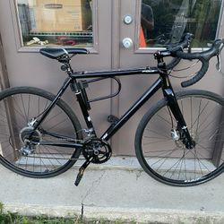 Mens FUJI Bike, GREAT condition!