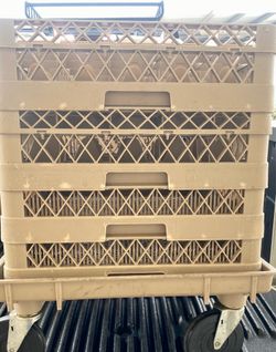 Vollrath Traex Beige Rack Dolly Base and 4 plate racks