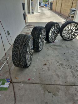 Rims and tires 255/30/R22